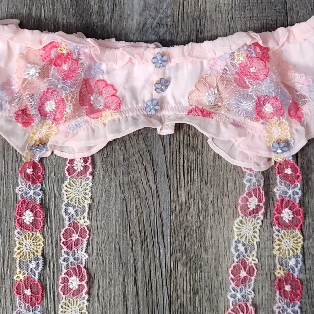 New!For Love and‎ Lemons Greenhouse Garden Underwire Bra &Matching Garter Belt